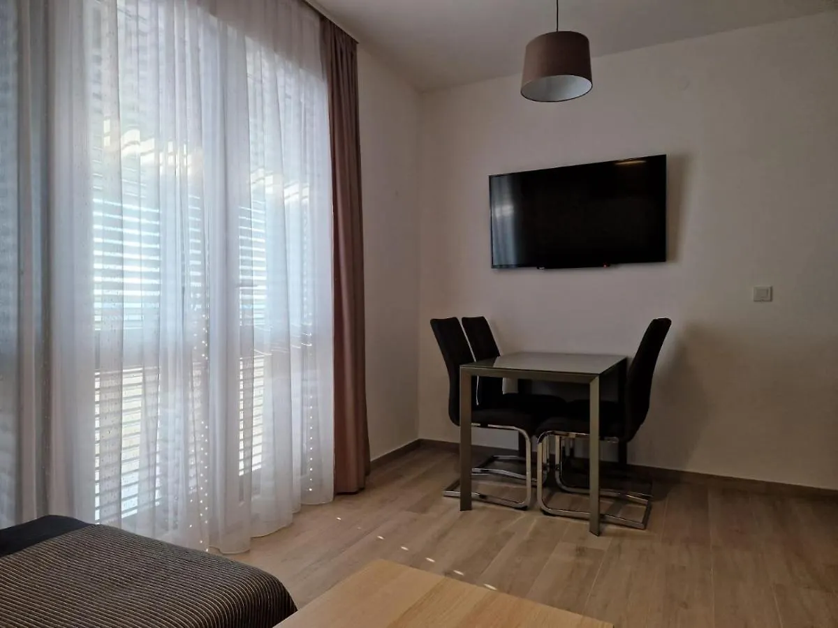 Apartment Villa Toni Biograd Na Moru