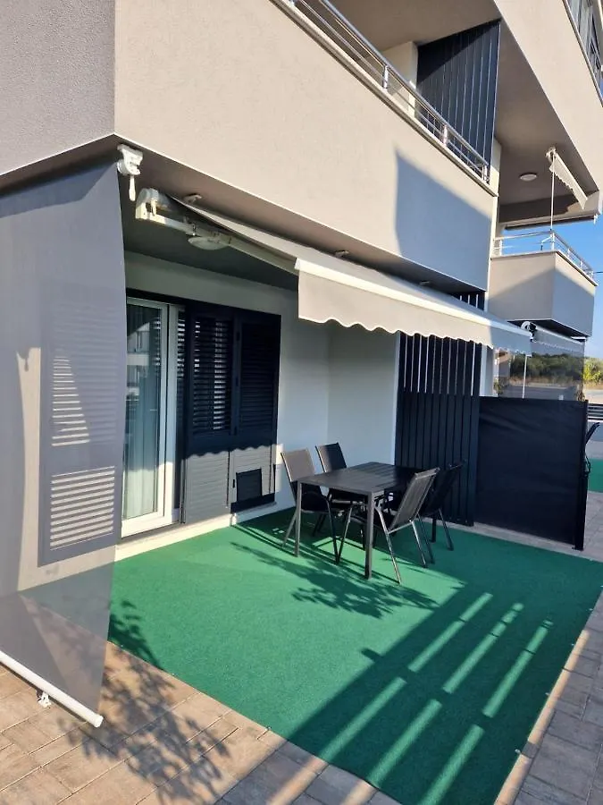 Villa Toni Biograd Na Moru 0*,