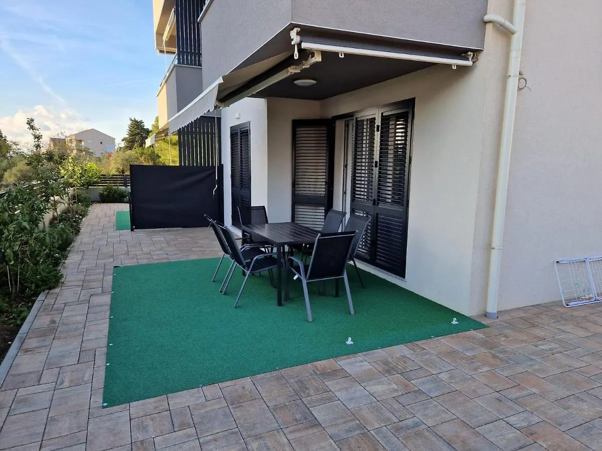 Apartment Villa Toni Biograd Na Moru